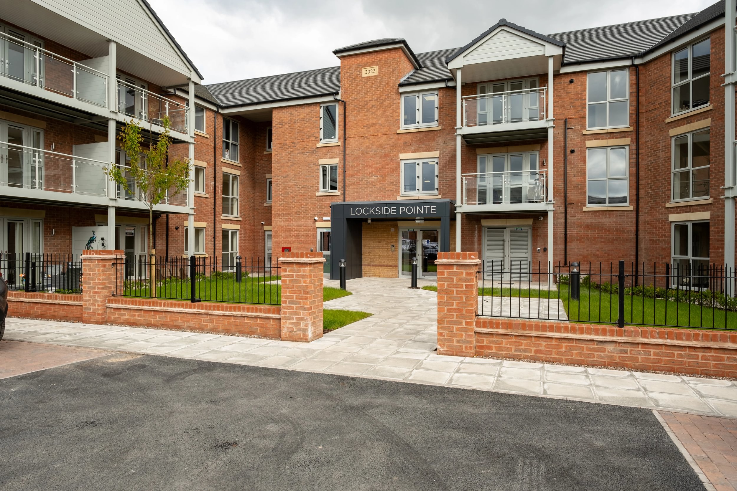 Keys handed over at Walsall canalside apartments