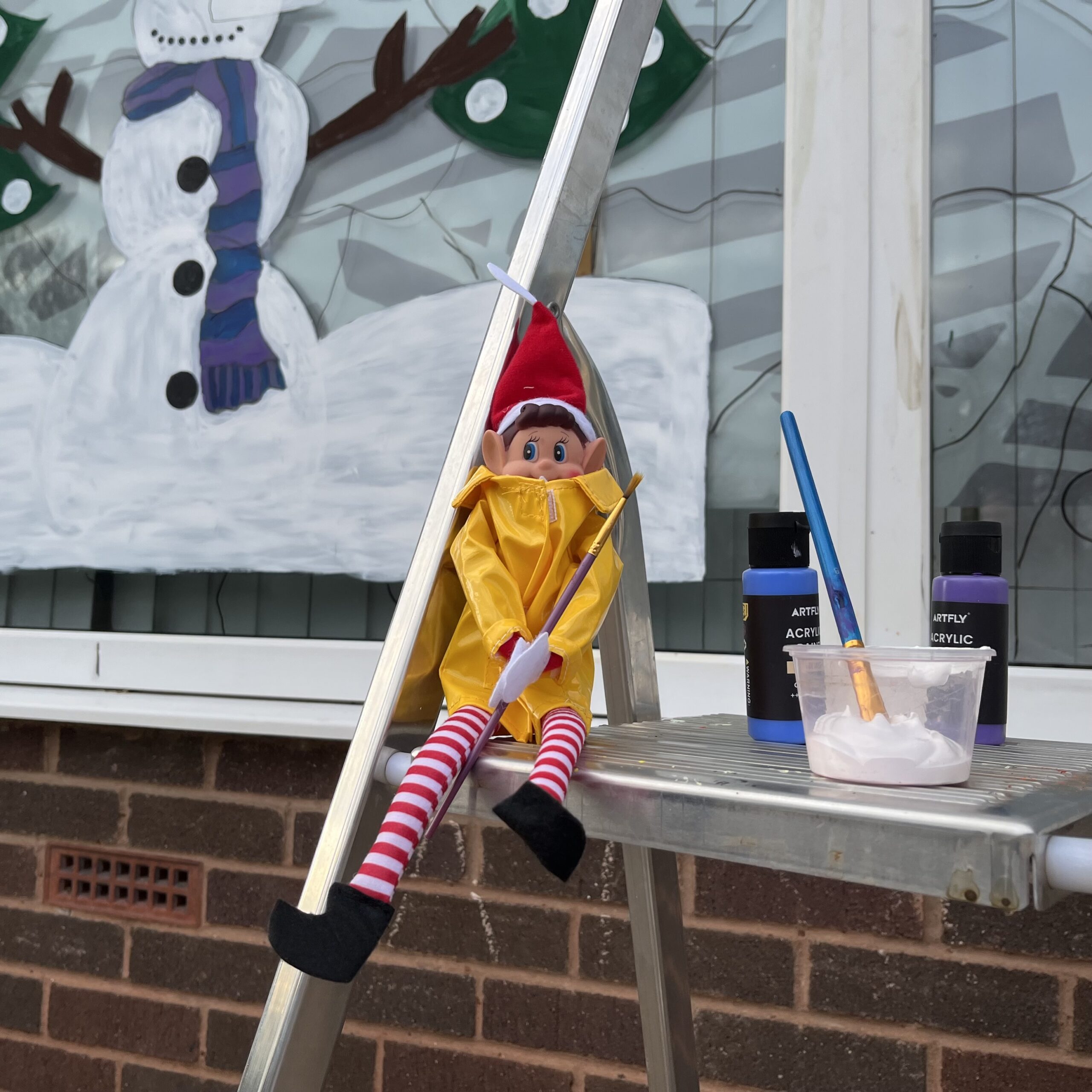 Ozzy the Elf competition